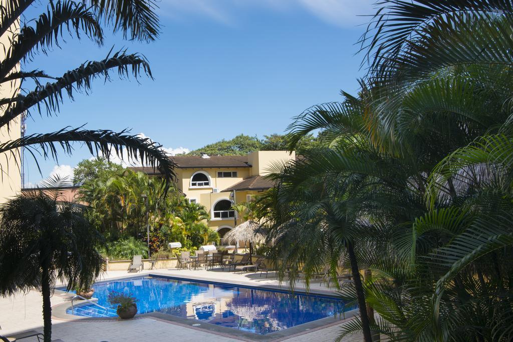 Apartotel & Suites Villas Del Rio San José Exteriör bild